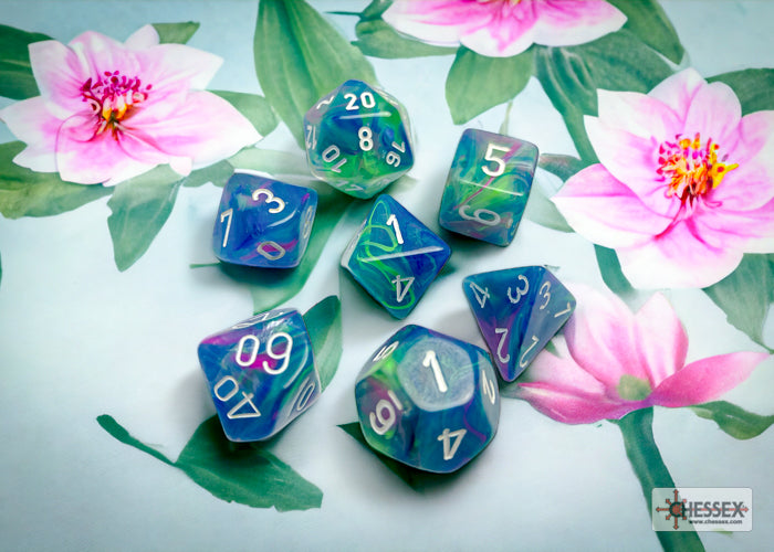 Chessex: Festive Waterlily/ White 7-Die Set