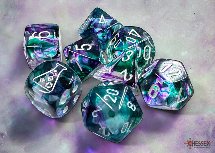 Chessex: Nebula Fluorite/white Polyhedral 7-Dice Set