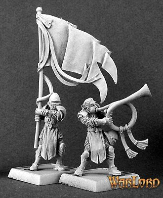 Standard & Musician, Crus