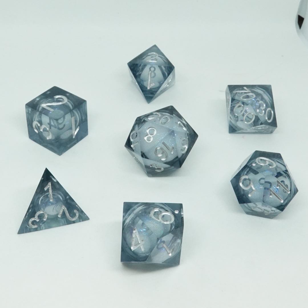 Chronicle RPG Accessories: 7CT Liquid Core - Molten Quicksilver Polyhedral Dice Set