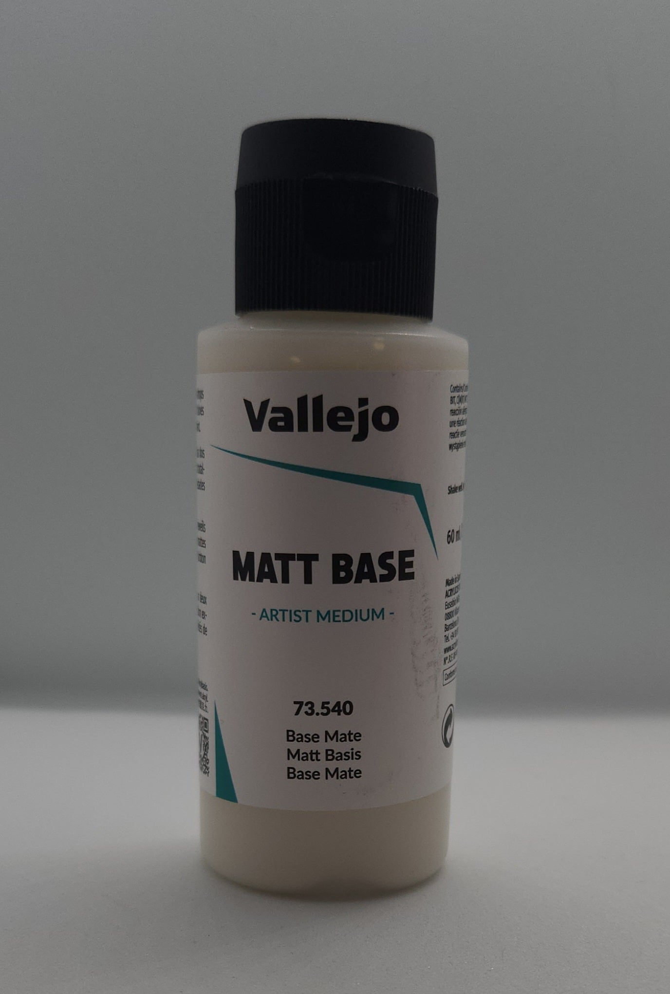 Vallejo Matt Base